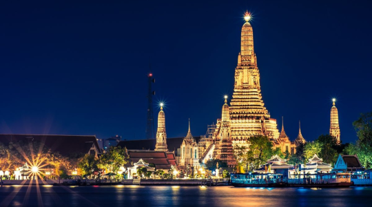 ワットアルン夜景